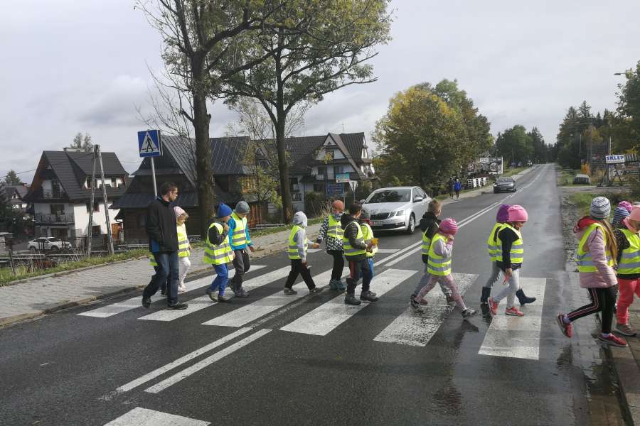 Spotkanie z policją -odblaskowa szkoła1-3