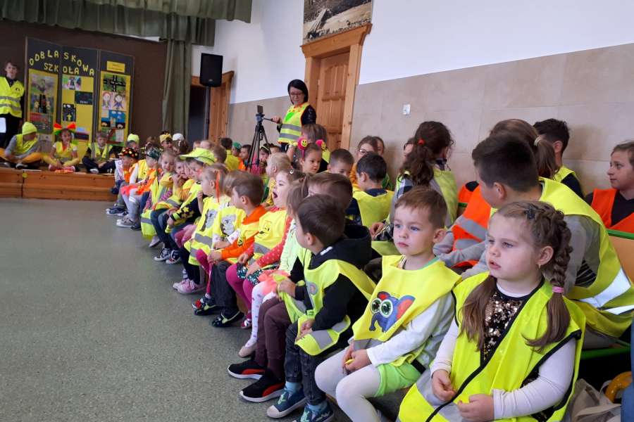 szkole podsumowanie  ”X EDYCJI ODBLASKOWEJ SZKOŁY”