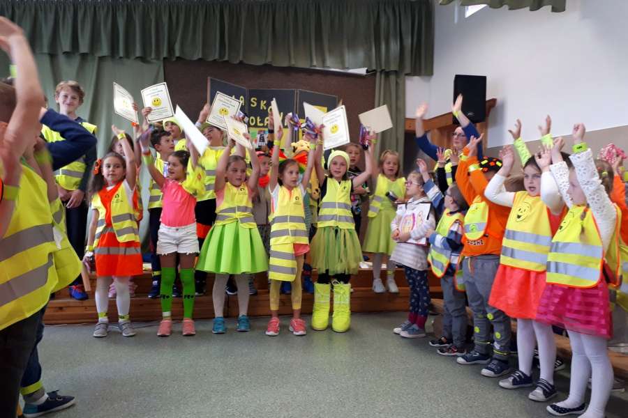 szkole podsumowanie  ”X EDYCJI ODBLASKOWEJ SZKOŁY”