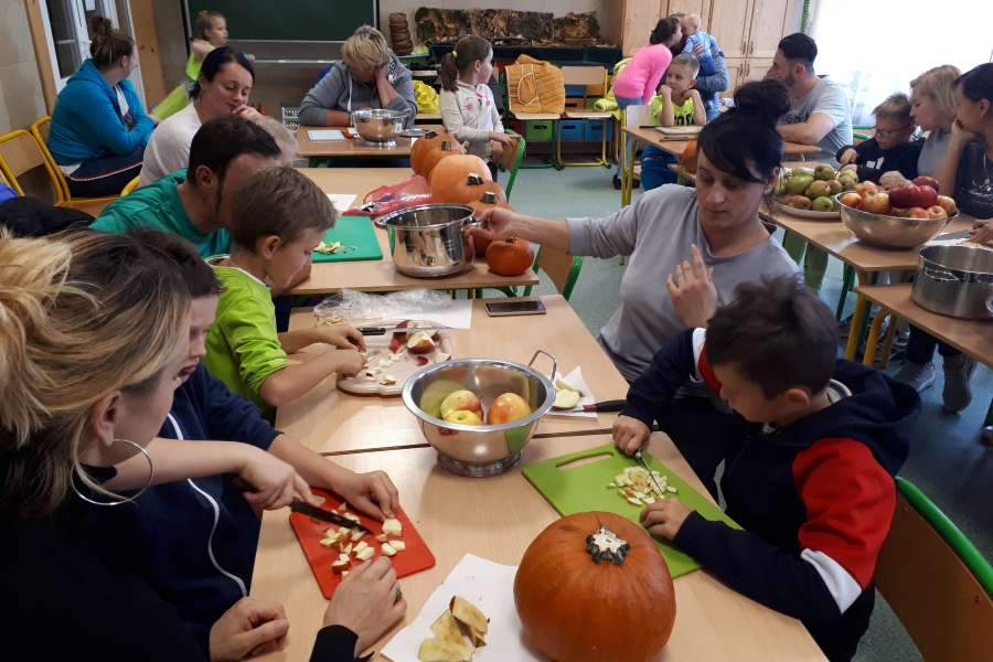 OWOCE ZDROWE I KOLOROWE