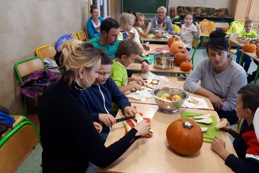 OWOCE ZDROWE I KOLOROWE