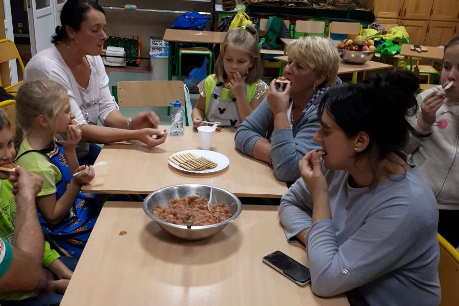 OWOCE ZDROWE I KOLOROWE