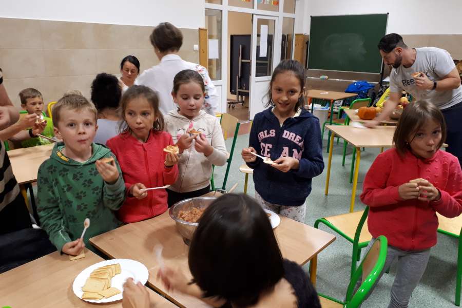 OWOCE ZDROWE I KOLOROWE