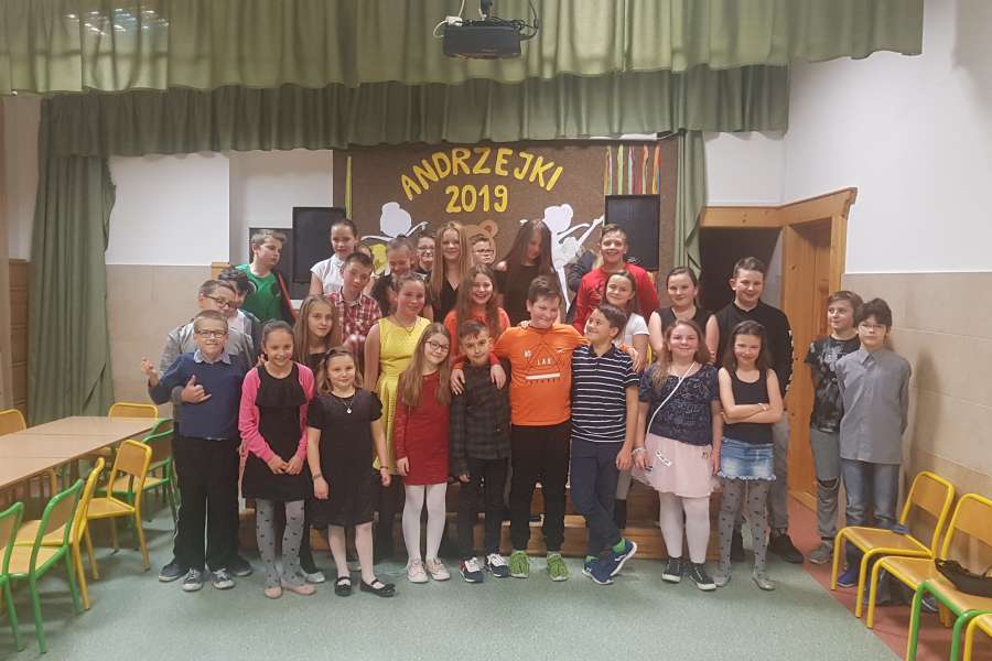 Zabawa andrzejkowa klas IV-VIII
