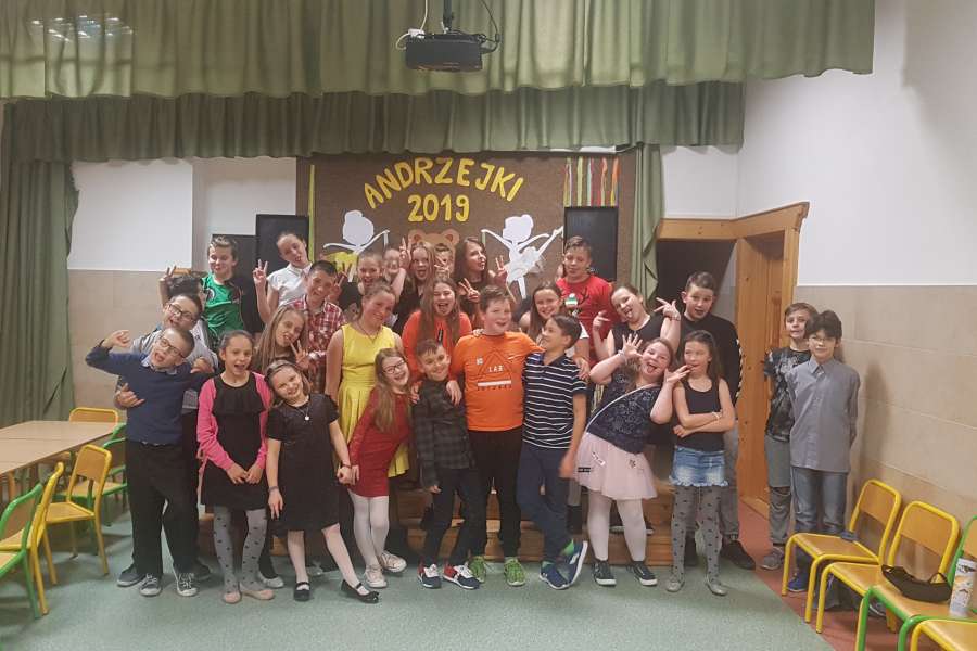 Zabawa andrzejkowa klas IV-VIII