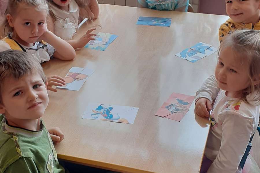 DZIEŃ POSTACI Z BAJEK