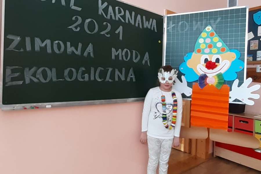 ZABAWA KARNAWAŁOWA UCZNIÓW KLASY 2- 1 II 2021
