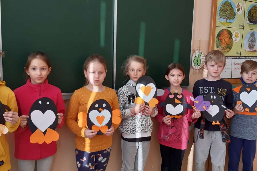 CZYTAM Z KLASĄ, LEKTURKI SPOD CHMURKI MODUŁ II - KLASA 2