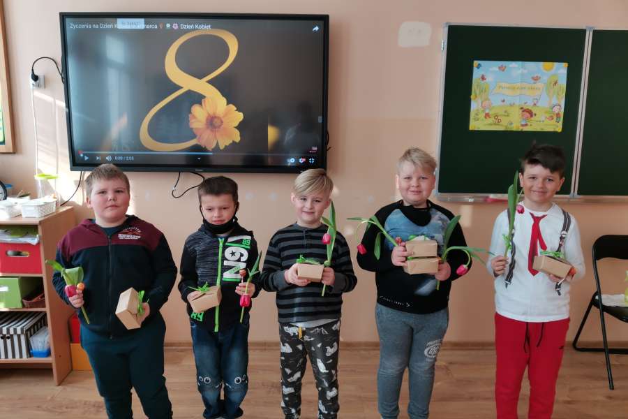 Dzień Kobiet i Dzień Mężczyzny w klasie 1