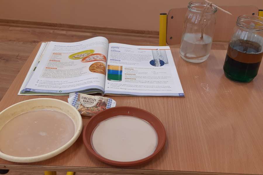 DZIEŃ EKSPERYMENTÓW W KLASIE 2