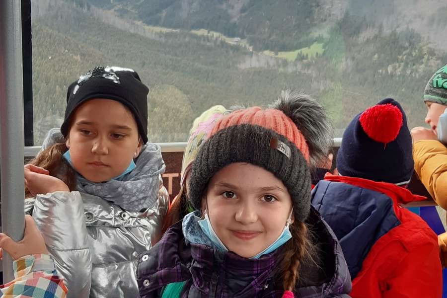 WYCIECZKA UCZNIÓW KLASY 2 NA KASPROWY WIERCH