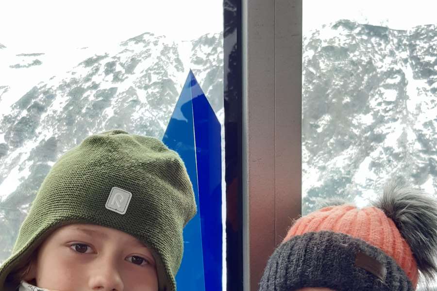 WYCIECZKA UCZNIÓW KLASY 2 NA KASPROWY WIERCH