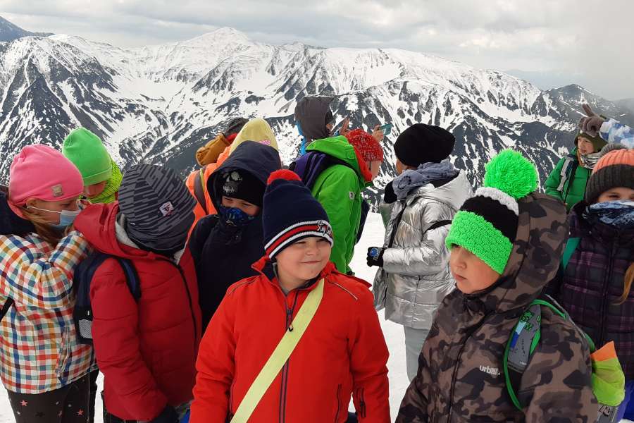WYCIECZKA UCZNIÓW KLASY 2 NA KASPROWY WIERCH