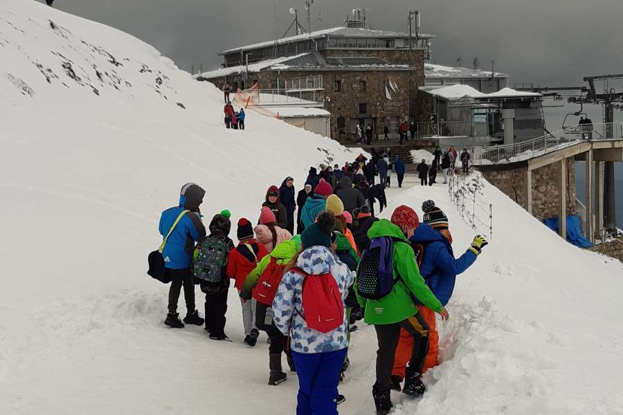 WYCIECZKA UCZNIÓW KLASY 2 NA KASPROWY WIERCH