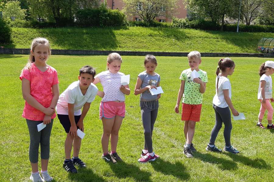 TURNIEJ ZABAW SPORTOWYCH DLA UCZNIÓW KLAS 1-3