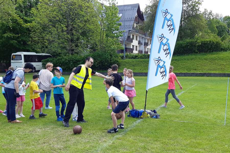 TURNIEJ ZABAW SPORTOWYCH DLA UCZNIÓW KLAS 1-3