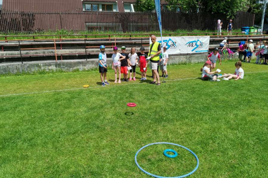 TURNIEJ ZABAW SPORTOWYCH DLA UCZNIÓW KLAS 1-3