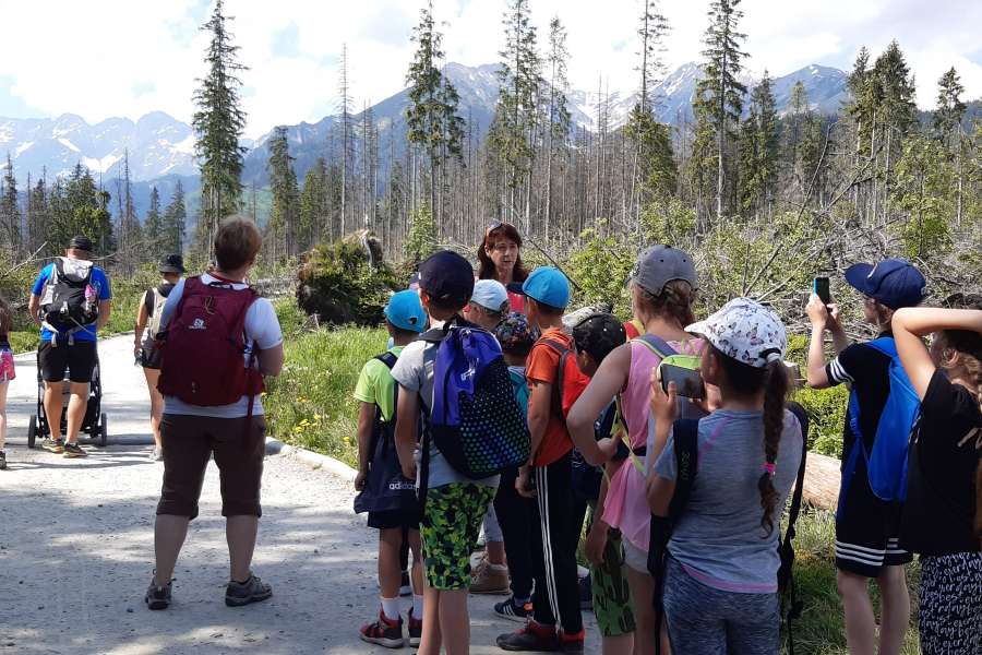 WYCIECZKA KLASY 2 NA RUSINOWĄ POLANĘ I WIKTORÓWKI