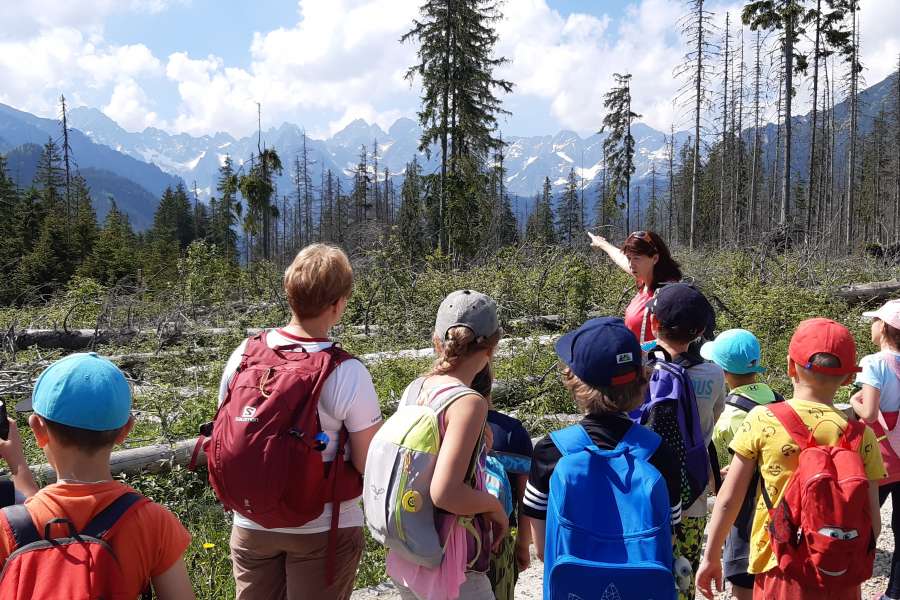 WYCIECZKA KLASY 2 NA RUSINOWĄ POLANĘ I WIKTORÓWKI