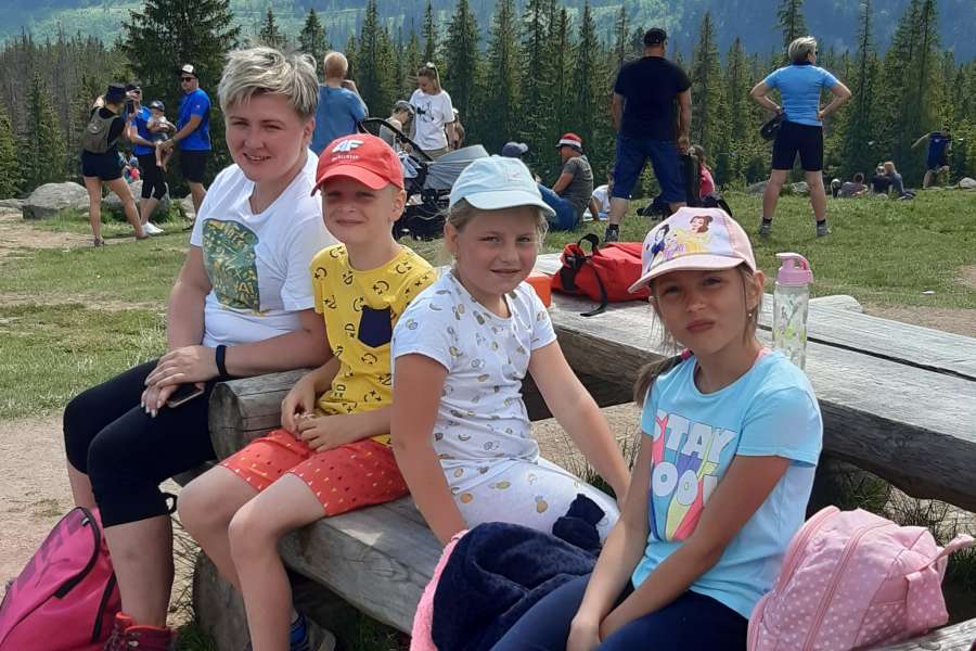 WYCIECZKA KLASY 2 NA RUSINOWĄ POLANĘ I WIKTORÓWKI