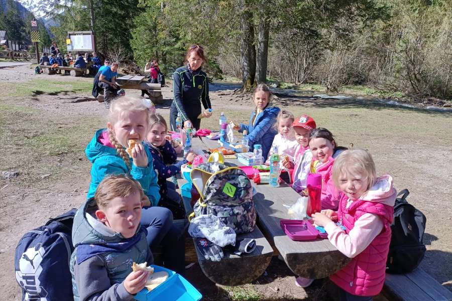 WYCIECZKA SMERFÓW DO DOLINY CHOCHOŁOWSKIEJ