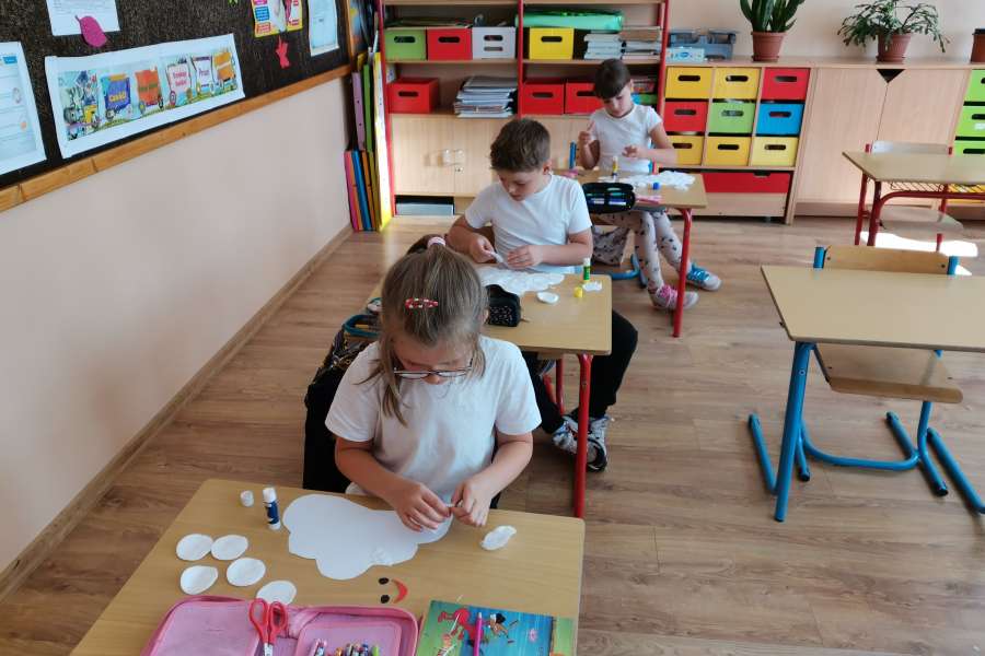 Klasa 2 w gotowości do realizacji projektu.