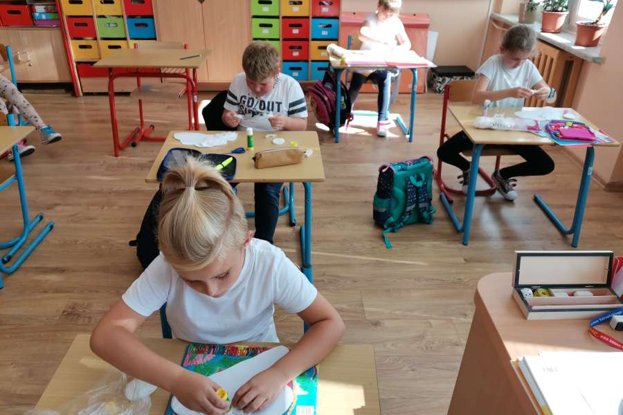 Klasa 2 w gotowości do realizacji projektu.