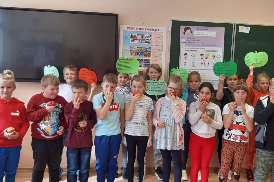 28 WRZEŚNIA ŚWIATOWY DZIEŃ JABŁKA