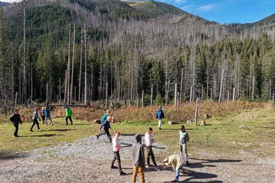 JESIENNA WYCIECZKA DO DOLINY KOŚCIELISKIEJ UCZNIÓW KLASY 2 i 3
