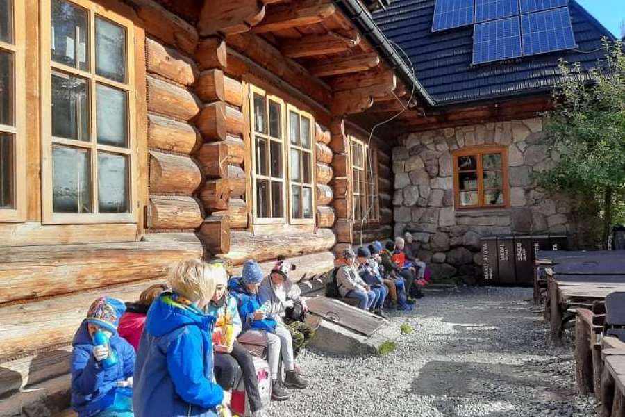 JESIENNA WYCIECZKA DO DOLINY KOŚCIELISKIEJ UCZNIÓW KLASY 2 i 3