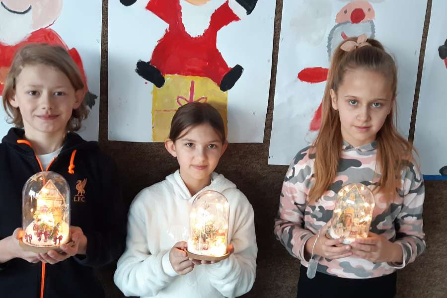 SPOTKANIE Z MIKOŁAJEM UCZNIÓW KLAS 1-321