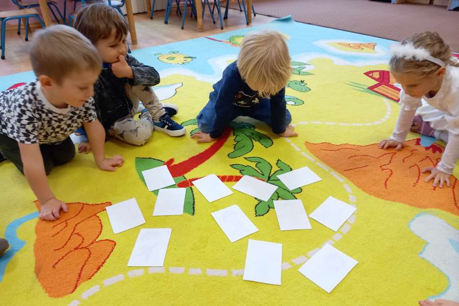 Zabawa Andrzejkowa w grupie "Krasnoludków"