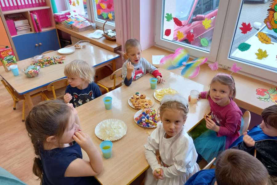 Zabawa Andrzejkowa w grupie "Krasnoludków"