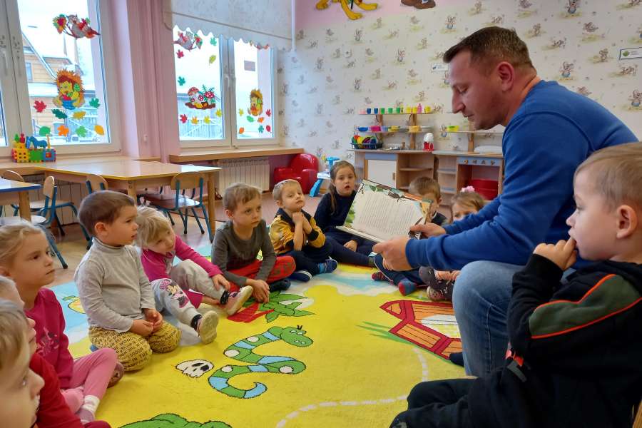 Czytanie bajki-grudzień-PP