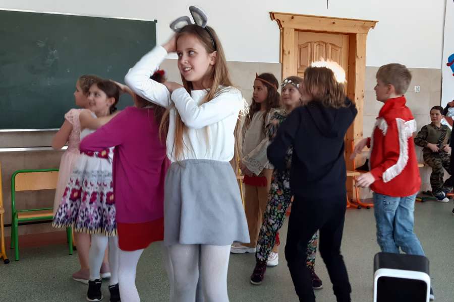 ZABAWA KARNAWAŁOWA KLAS 3