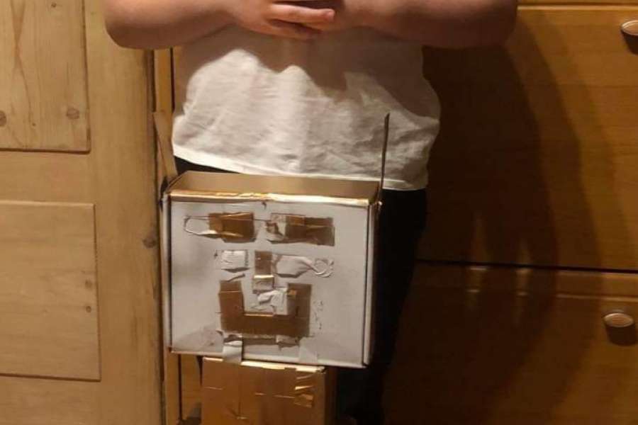 SZALONY ROBOT PRACE PLASTYCZNO –TECHNCZNE UCZNIÓW KLASY 3