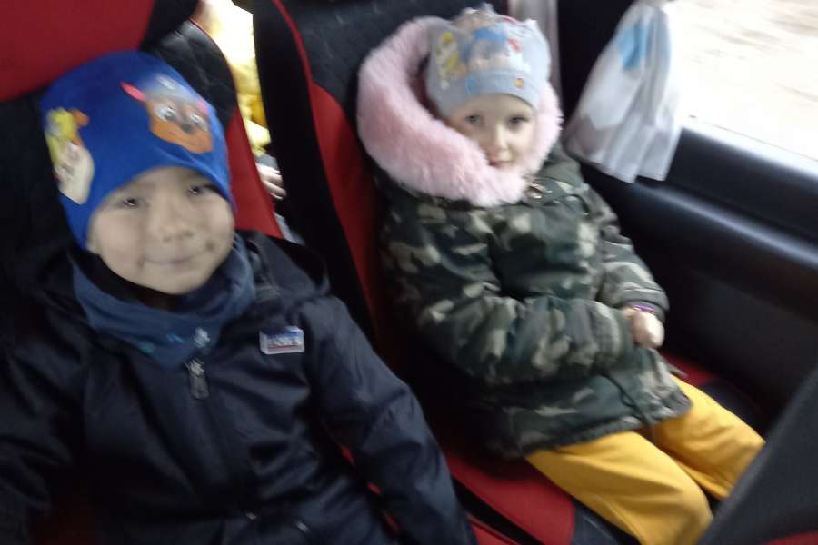 WYJAZD DO KINA " SOKÓŁ" NA SPEKTAKL TEATRALNY PT. 'BAŚŃ O KRÓLOWEJ ŚNIEGU".