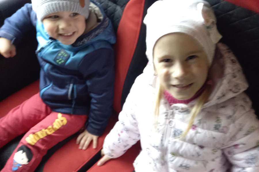 WYJAZD DO KINA " SOKÓŁ" NA SPEKTAKL TEATRALNY PT. 'BAŚŃ O KRÓLOWEJ ŚNIEGU".