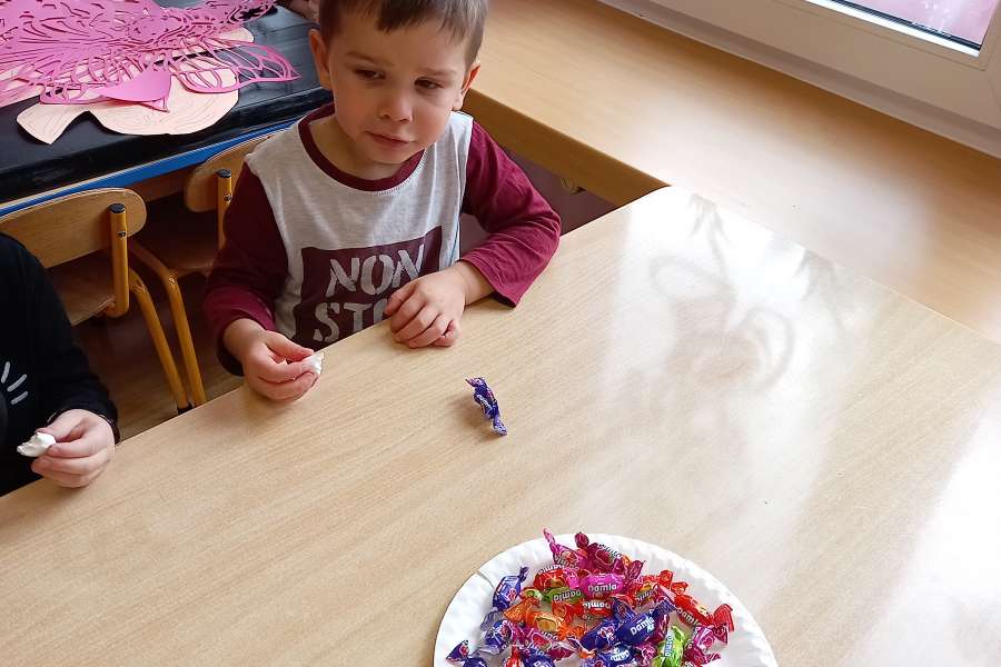 DZIEN_PRZEDSZKOLAKAPP22