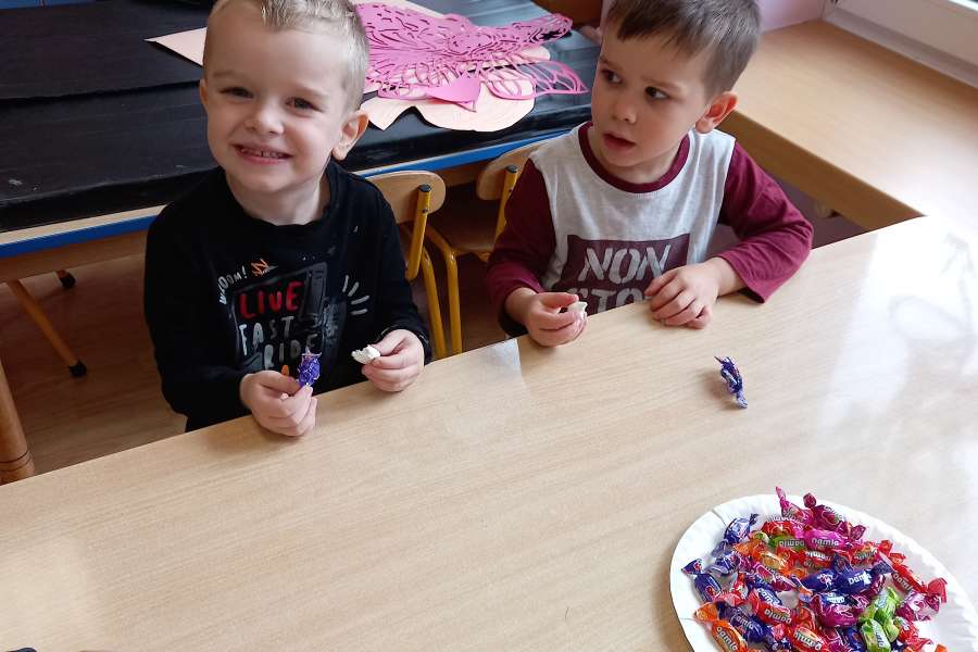 DZIEN_PRZEDSZKOLAKAPP22