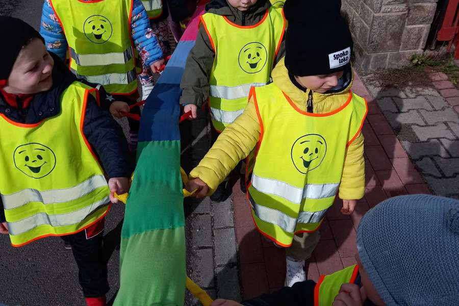 WYJŚCIE NA NAJBLIŻSZE PRZEJŚCIE DLA PIESZYCHPP22