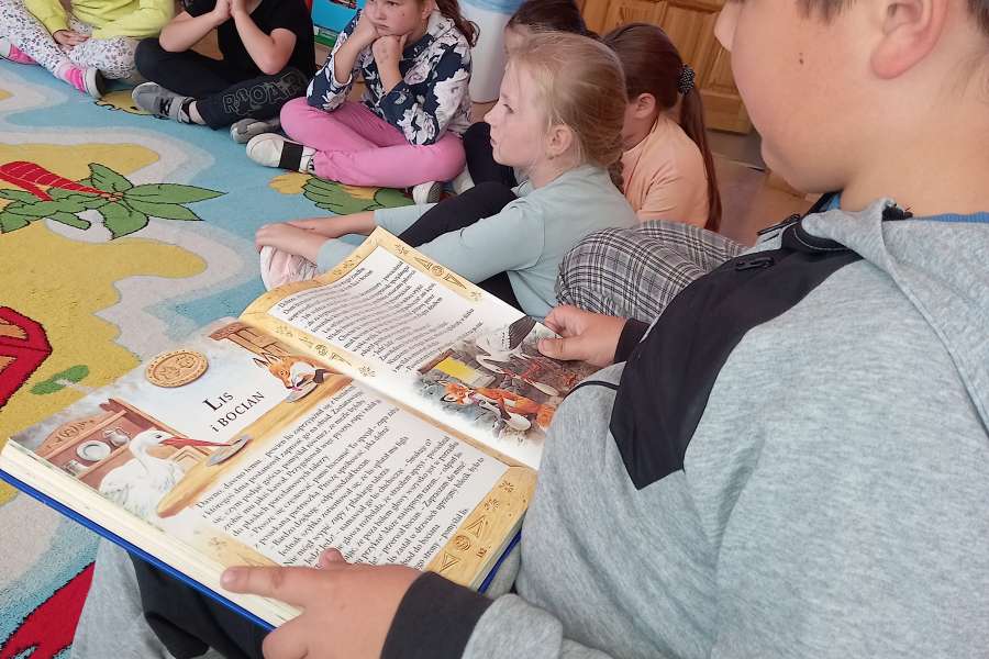 Wizyta drugiej klasy w grupie Krasnoludków