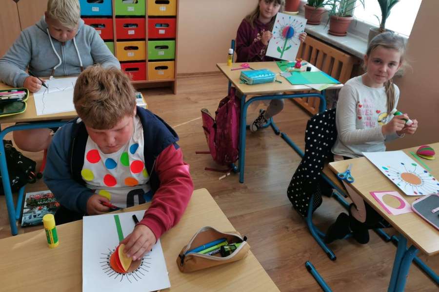 DZIEŃ KROPKI W NASZEJ SZKOLE