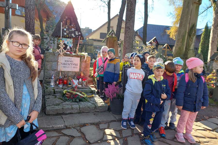 Cmentarz na Pęksowym Brzyzku1-3-22-23