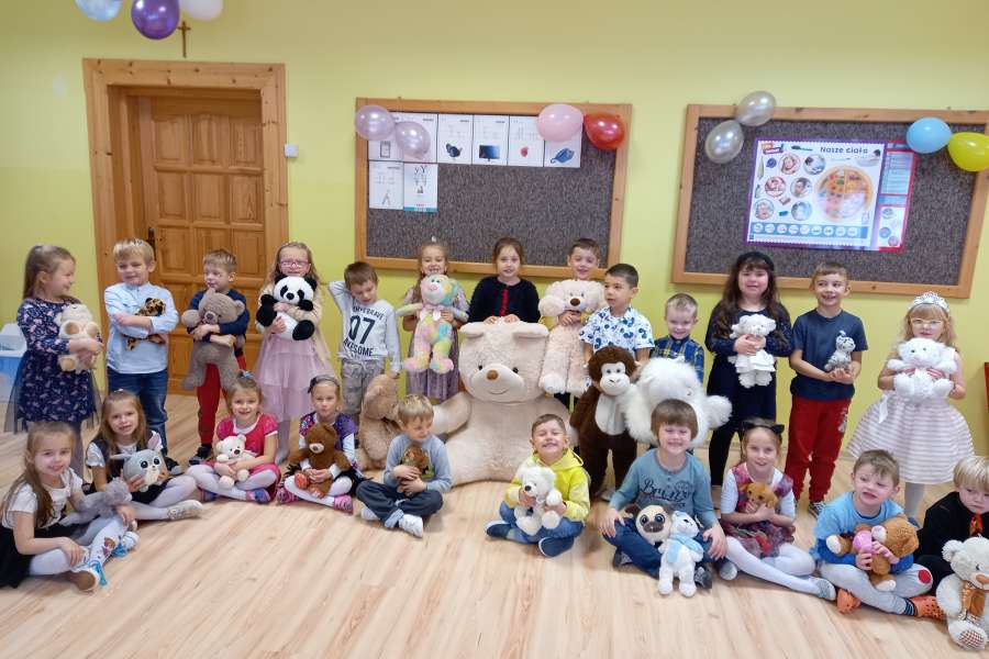 DZIEŃ PLUSZOWEGO MISIA