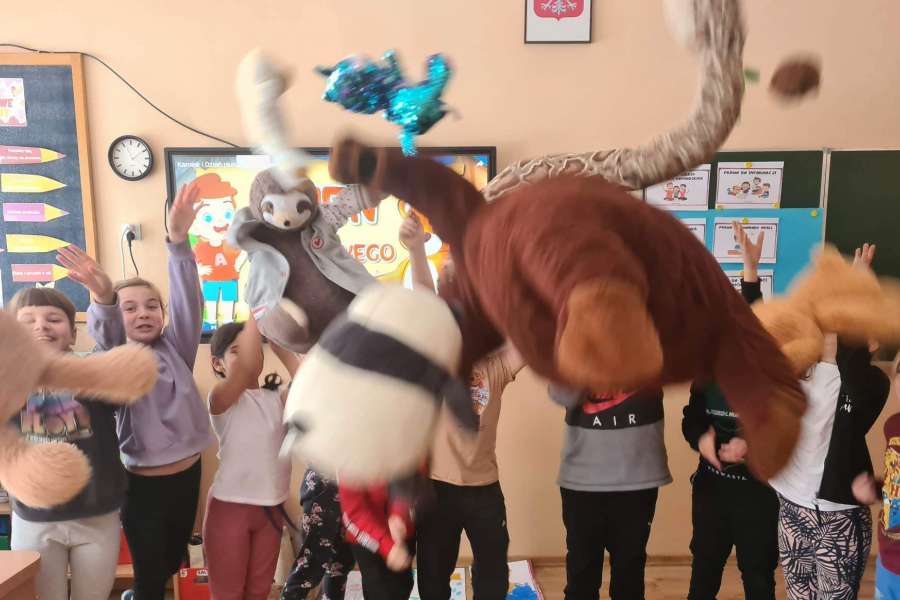 25 X DZIEŃ PLUSZOWEGO MISIA W KLASACH 1-3