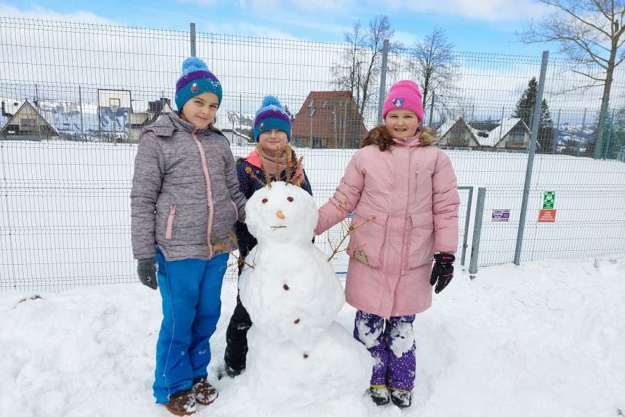 ŚWIATOWY DZIEŃ BAŁWANA W KLASACH 1-323