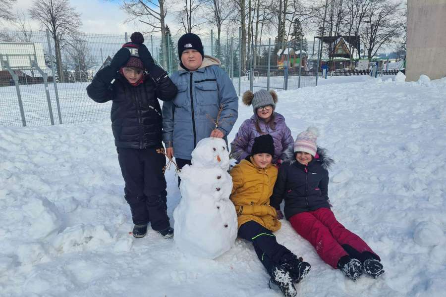 ŚWIATOWY DZIEŃ BAŁWANA W KLASACH 1-323