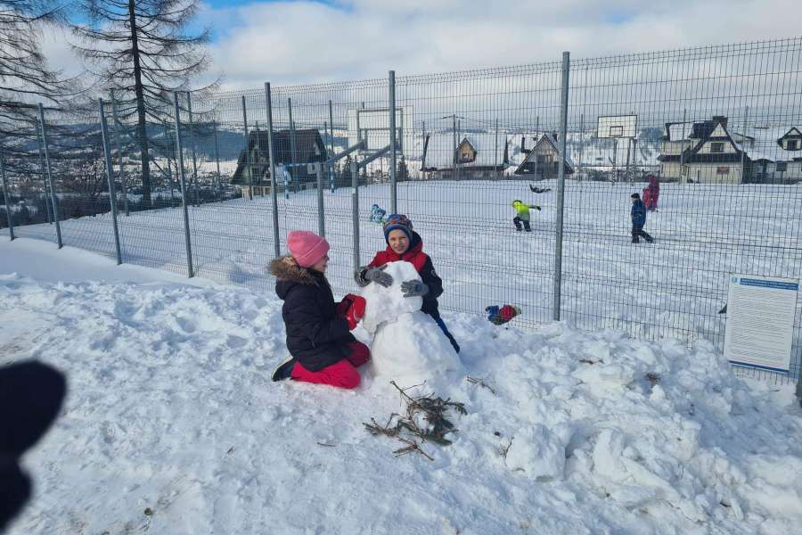 ŚWIATOWY DZIEŃ BAŁWANA W KLASACH 1-323