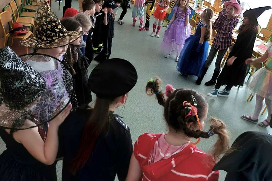 Bal Karnawałowy w klasach I-III